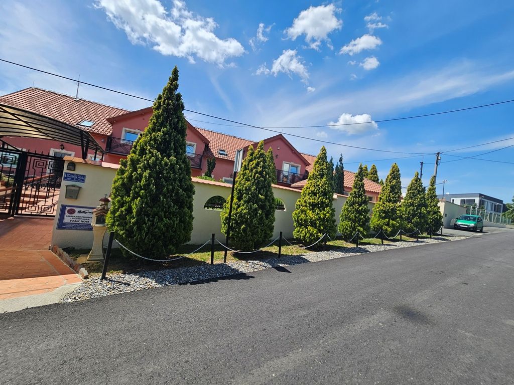 Holiday House starački dom
