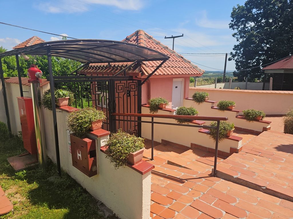 Holiday House starački dom